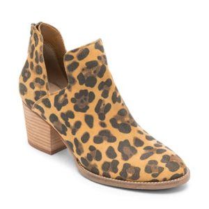 Booties- Waterproof-Blondo De Na-7 Medium -NEW